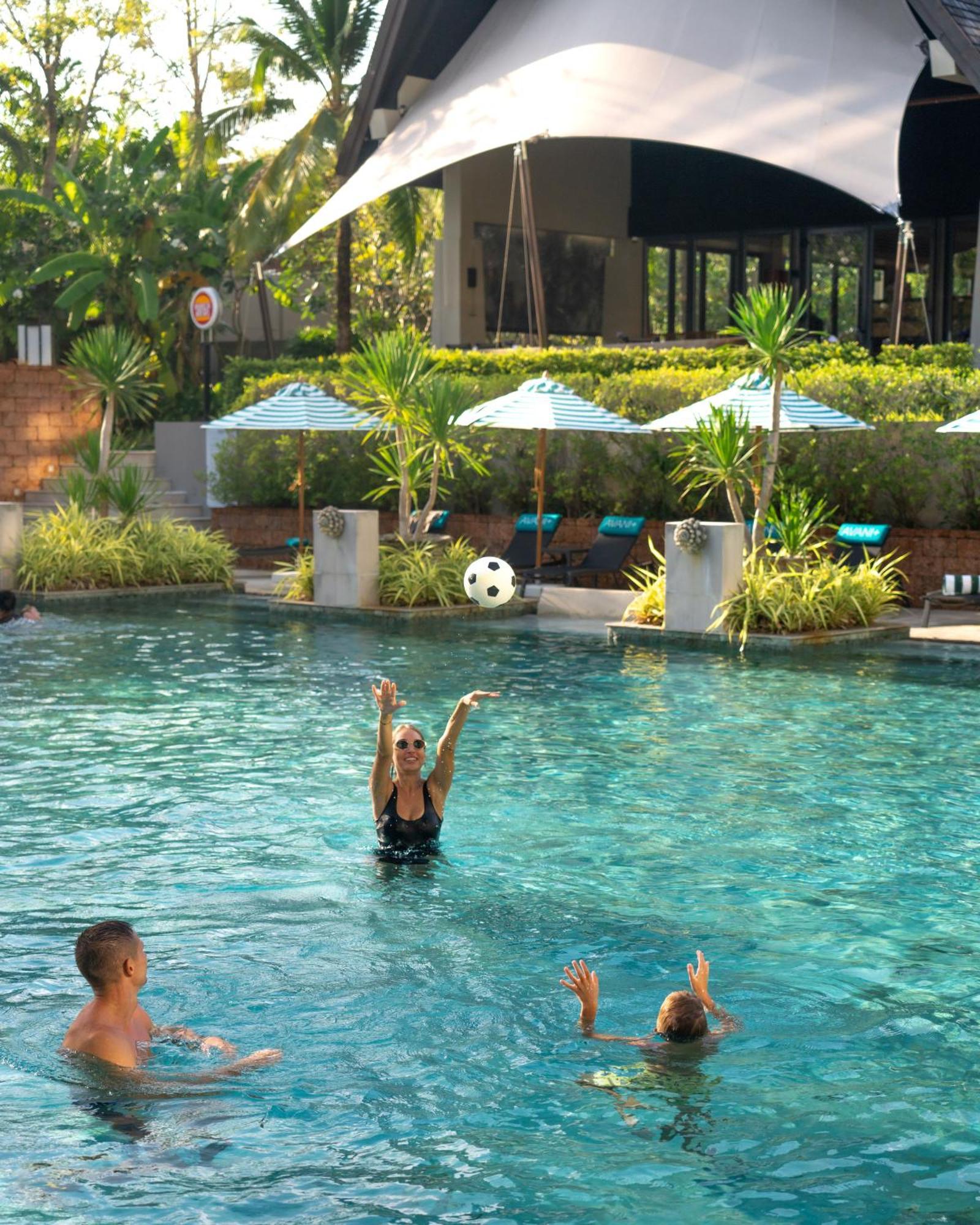 Avani Plus Mai Khao Phuket Suites Exterior foto